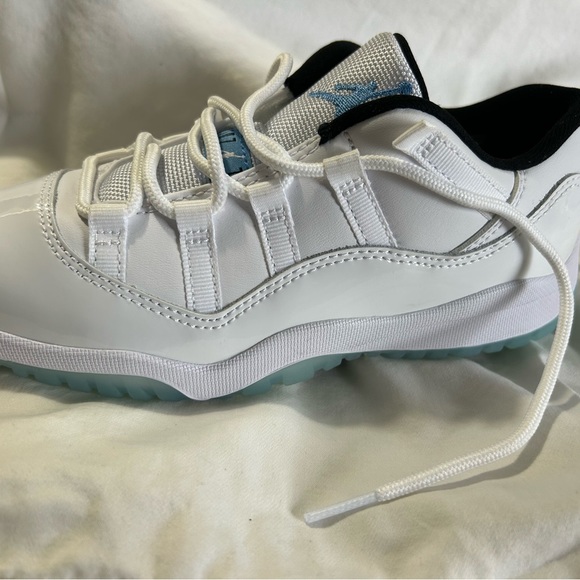 Child. 3Y Air Jordan 11 Retro Low Legend Blue - Picture 3 of 8